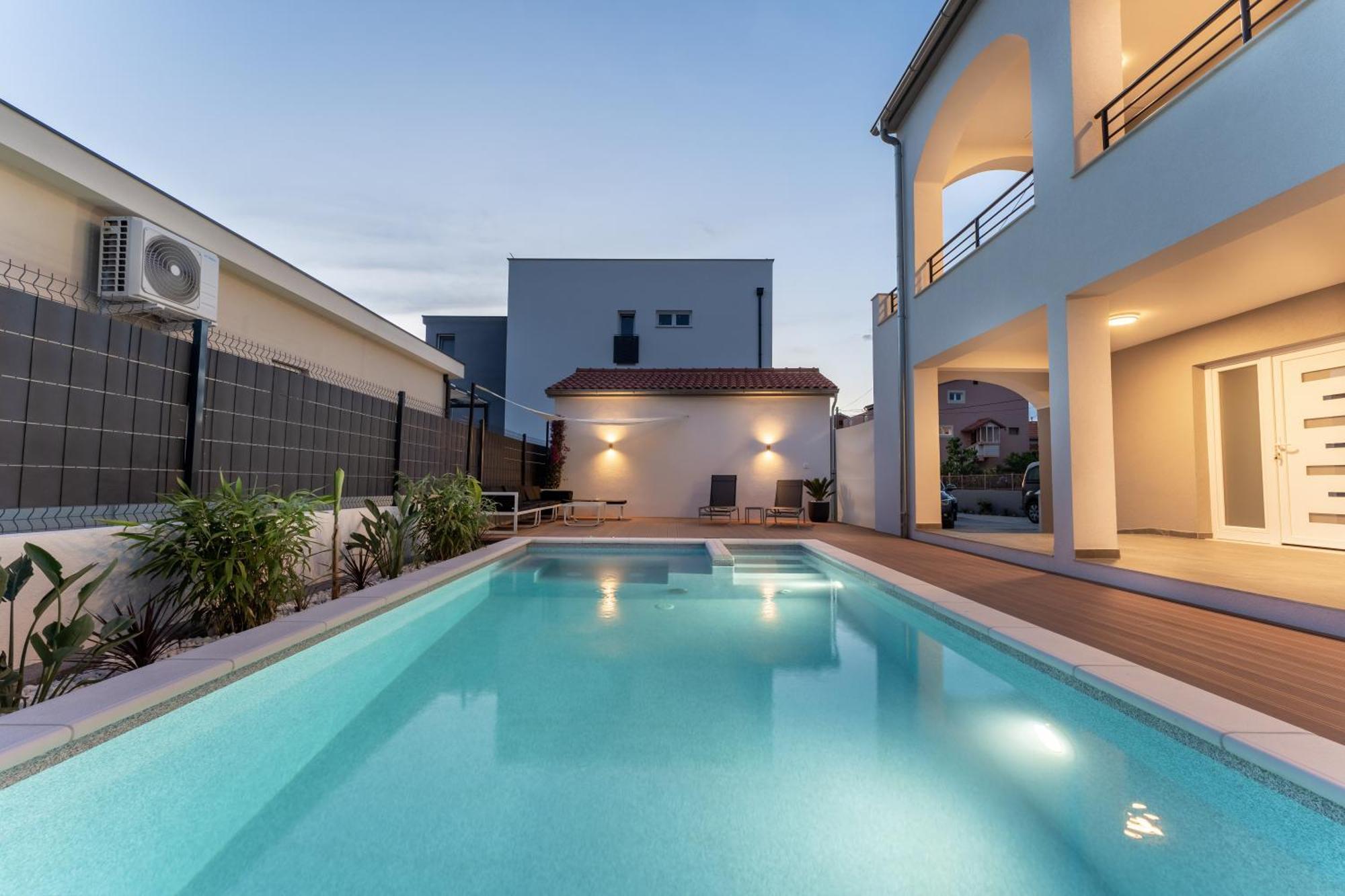 Bernie Apartments With A Pool Ζαντάρ Εξωτερικό φωτογραφία